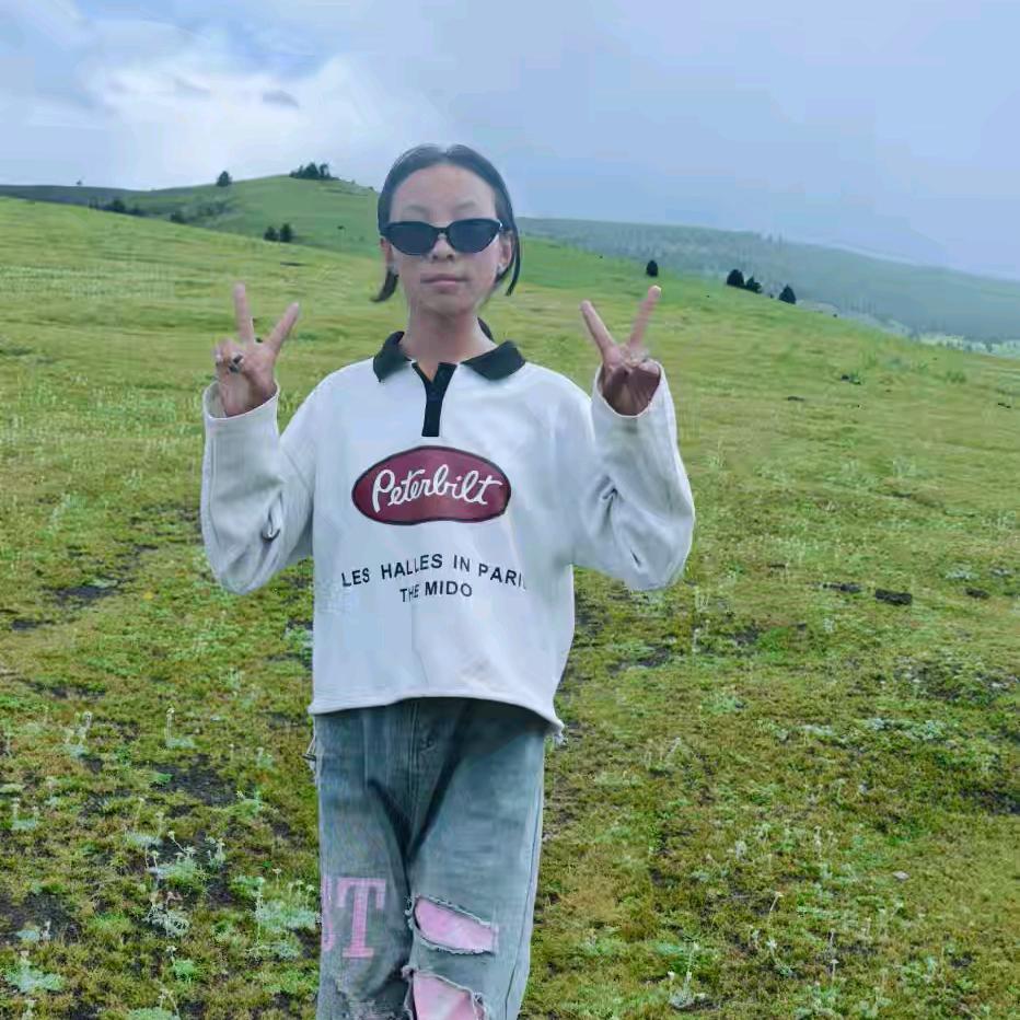 世界很大，幸福很小，有你刚刚好