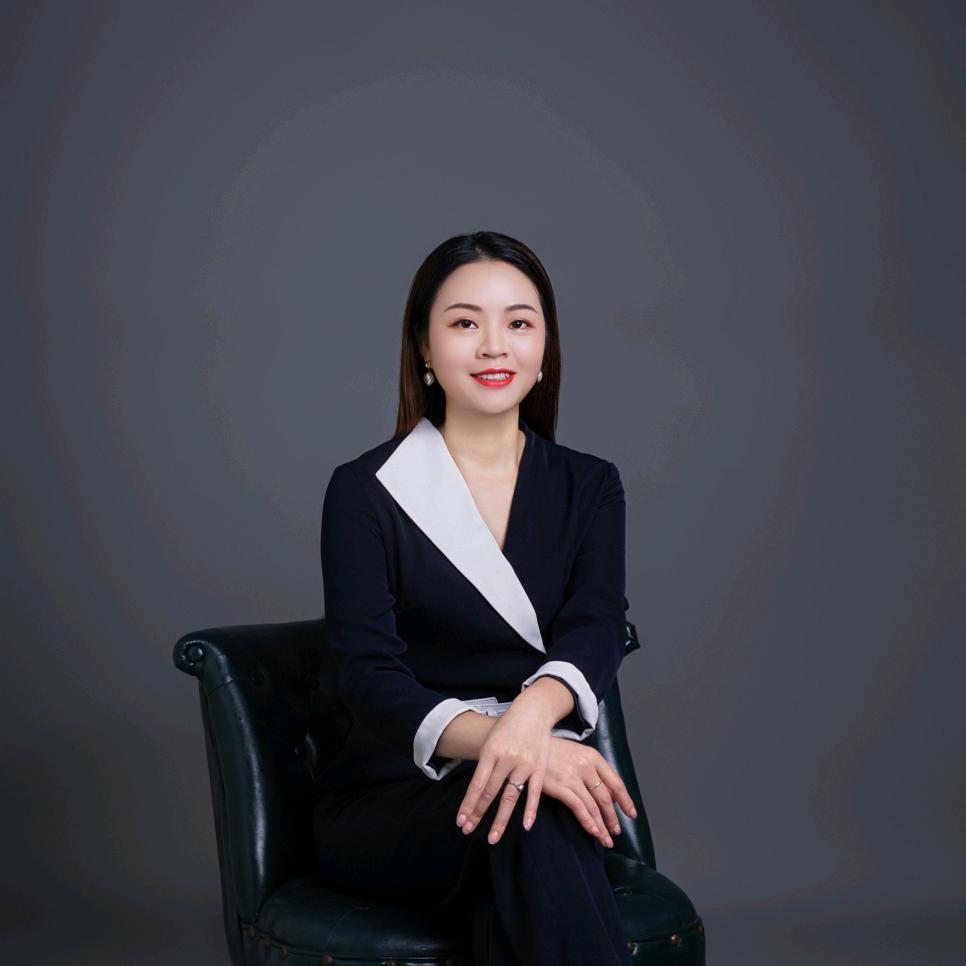 辉耀（诗怡说三餐）