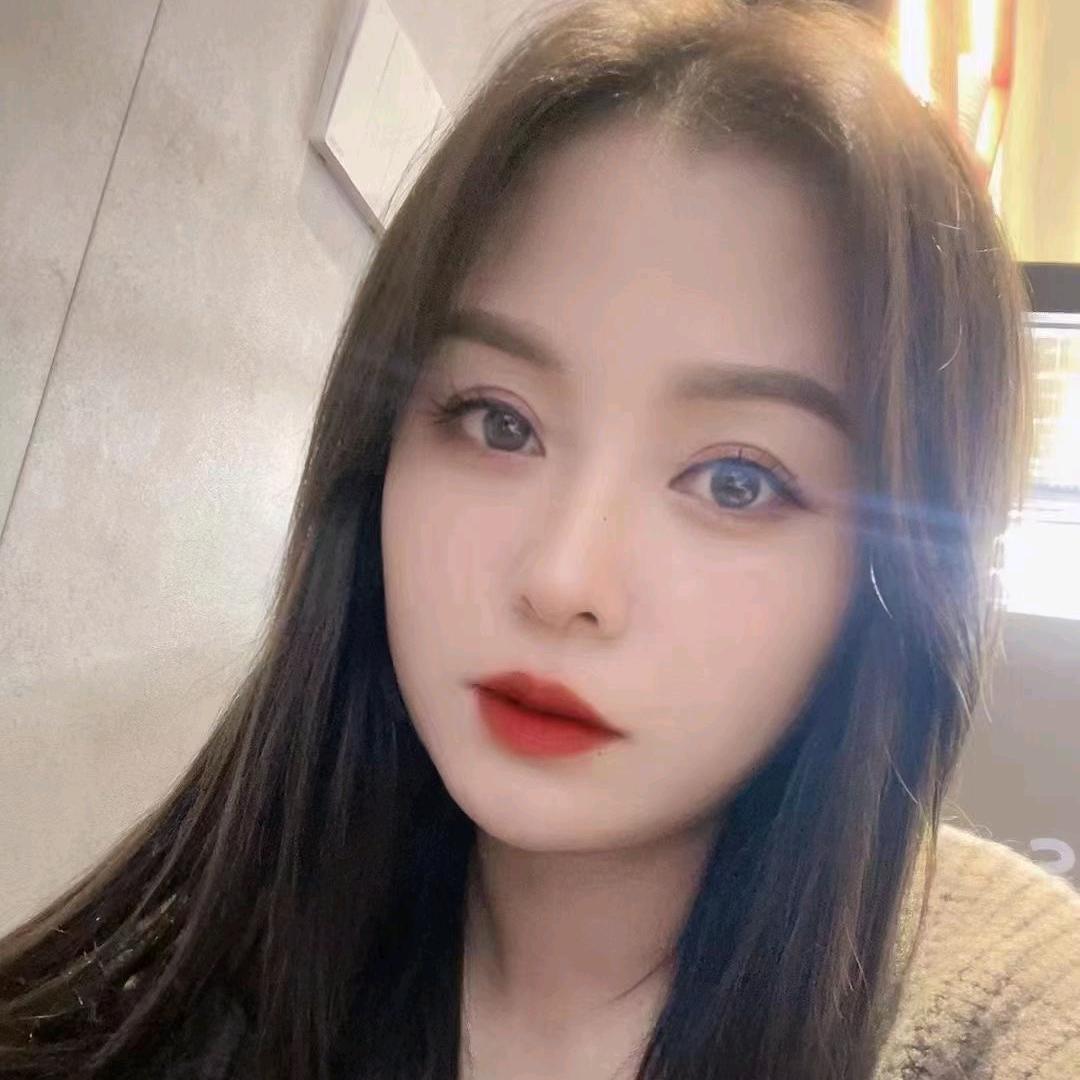 一见你就笑❤️难舍