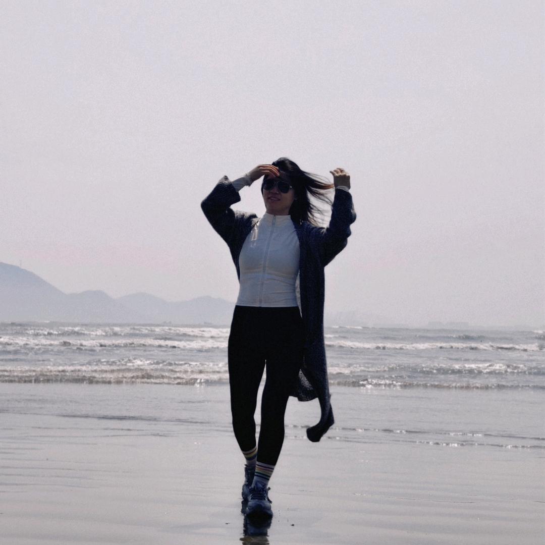 斗门瑜见瑜伽·珊珊