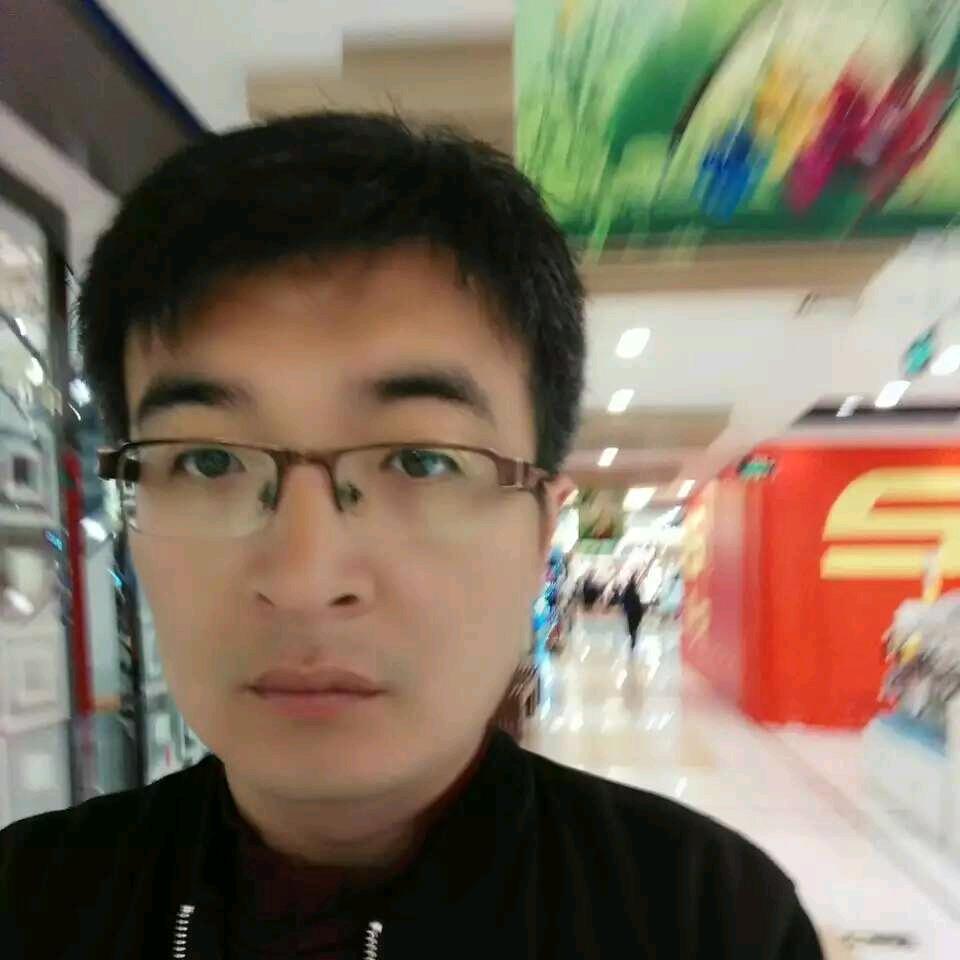 金融系—Ai量化交易巍仔