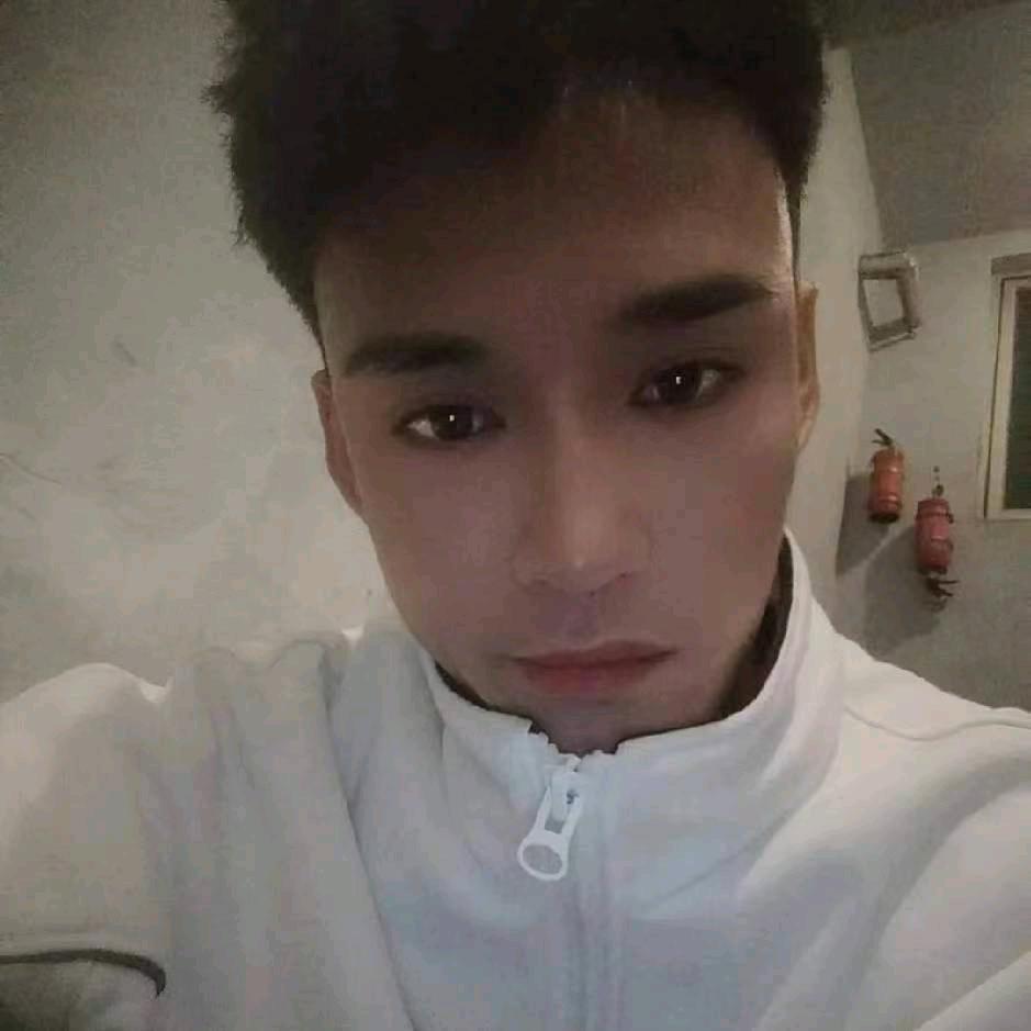 Mr.Y