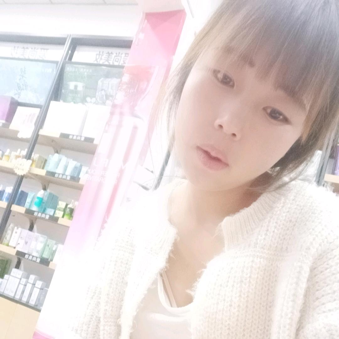 浅陌^O^淡蓝