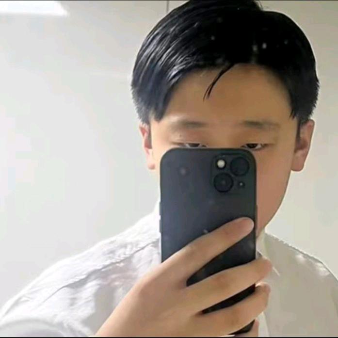 光辉俱乐部  董哥