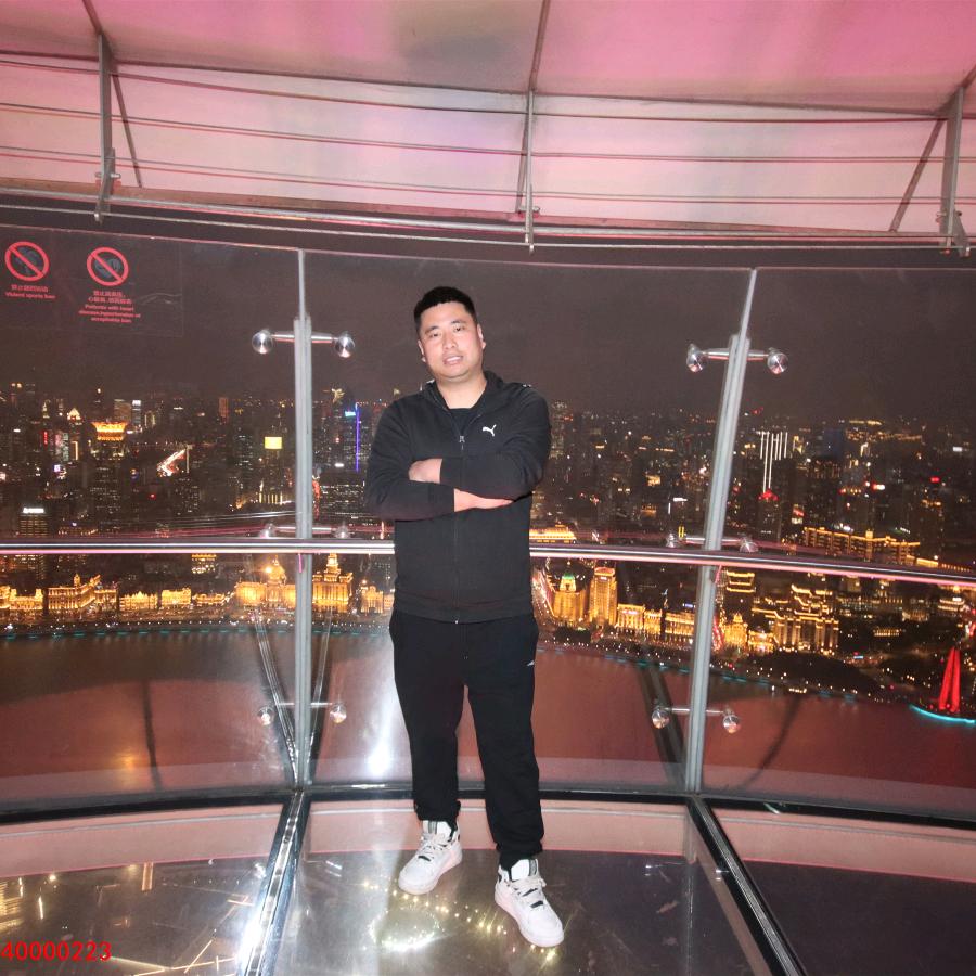 开饭店的阿宇
