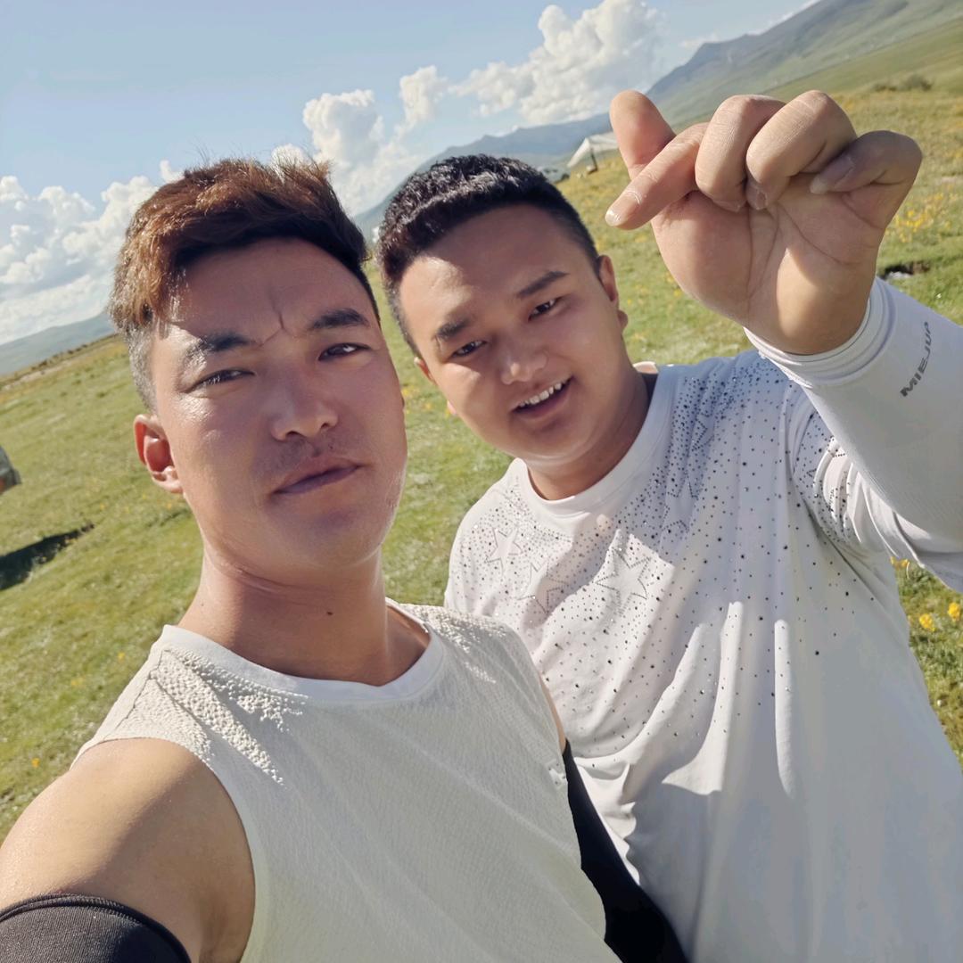 爱你1万年😘
