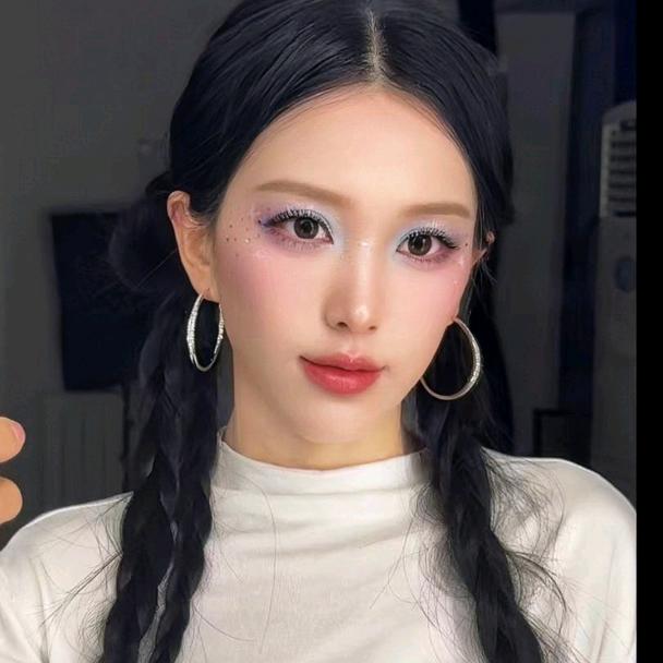 钿美江江