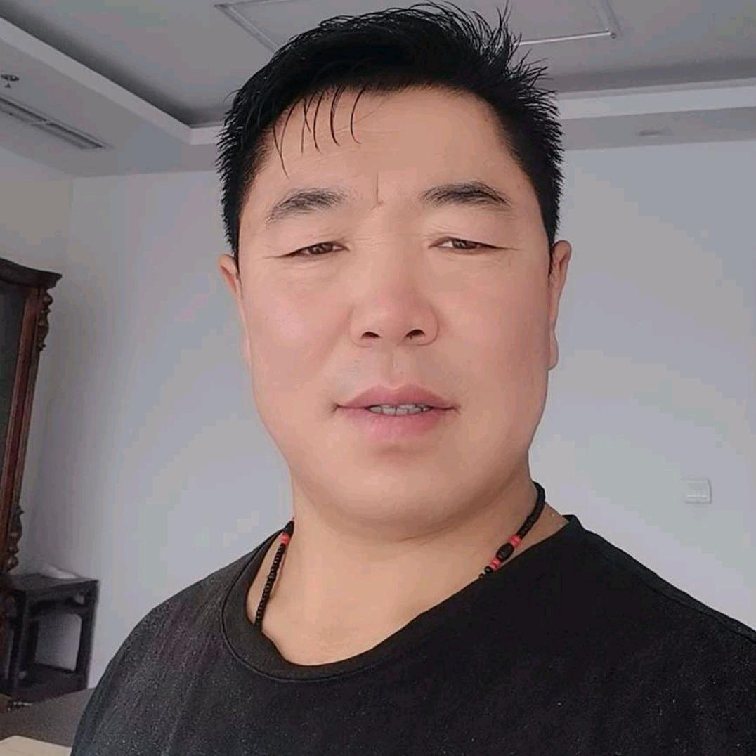 草原雄鹰