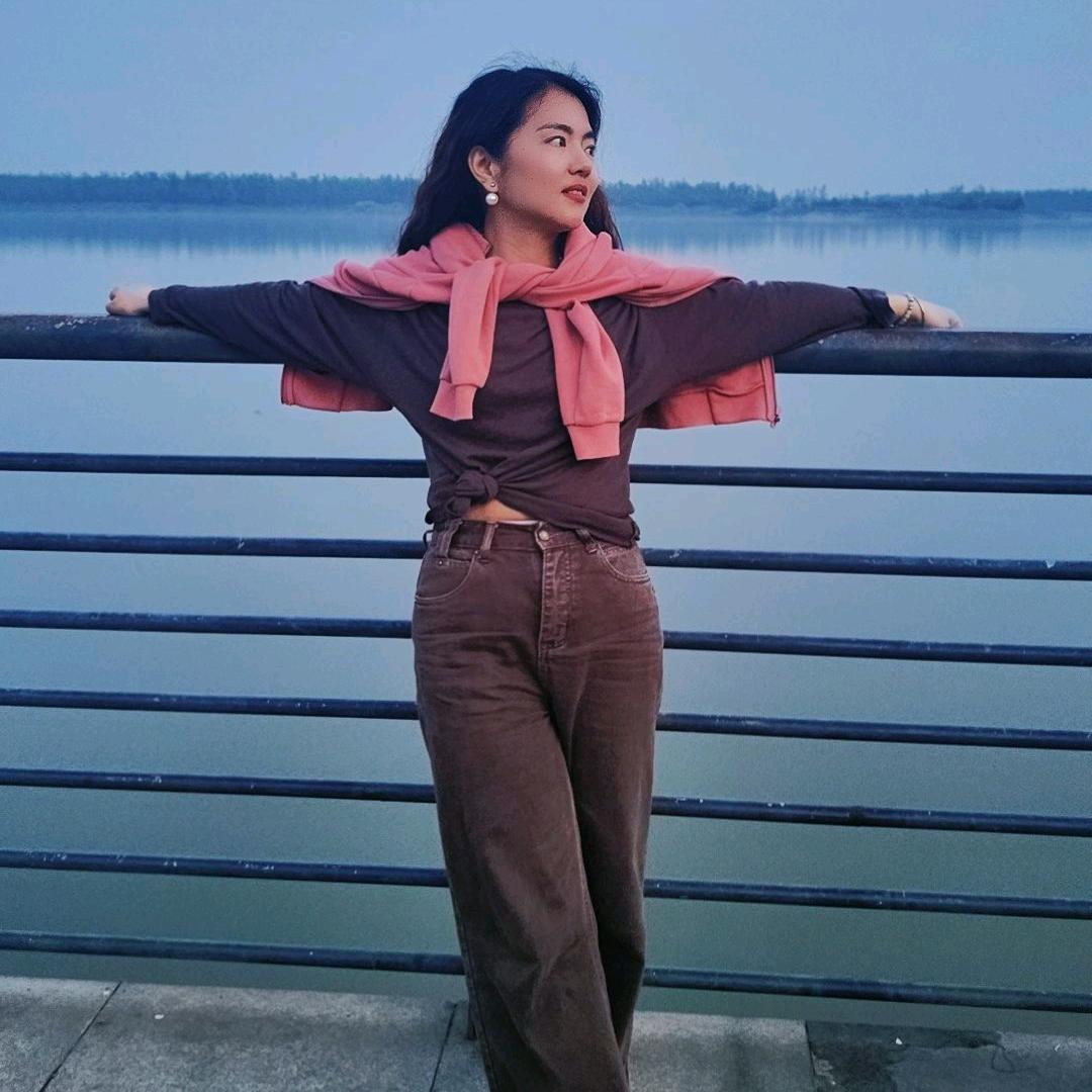 海艳