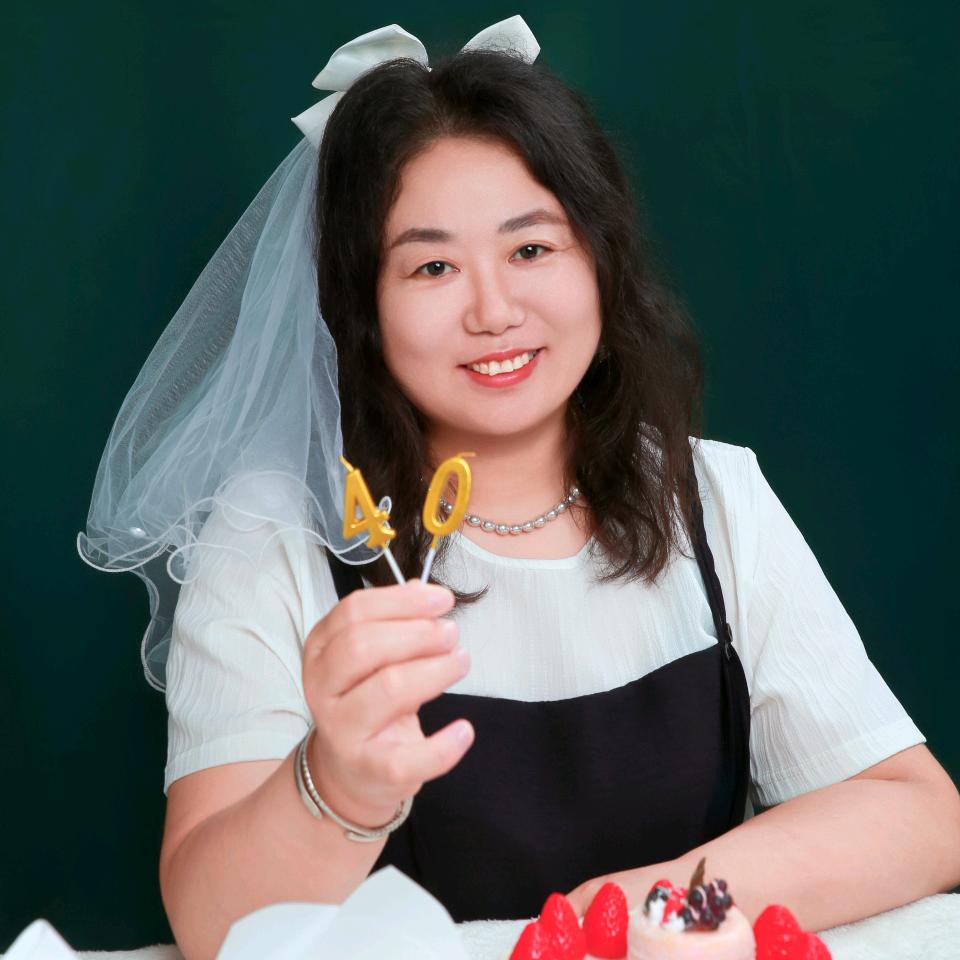 兰芯花蕾（落落）