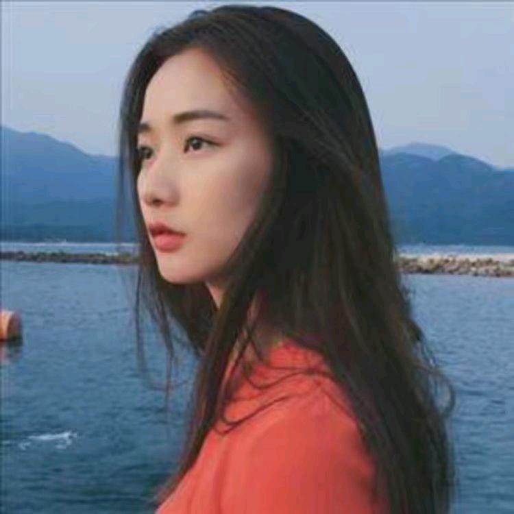 农村妹上线了，没人疼没人爱直播间里找相爱