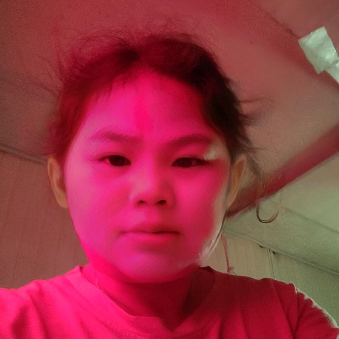 微笑面对生活。