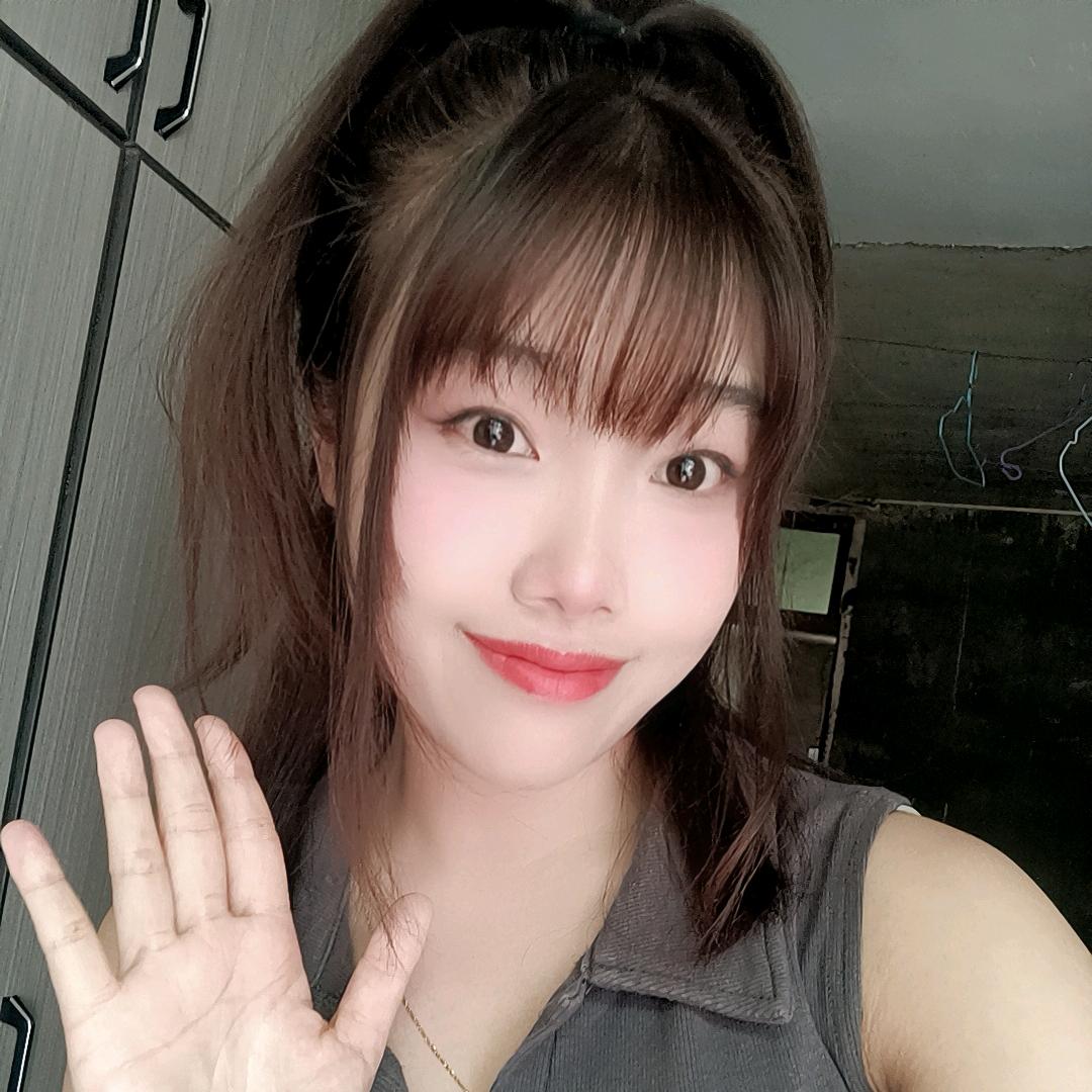 莓莓🍓美美🍓
