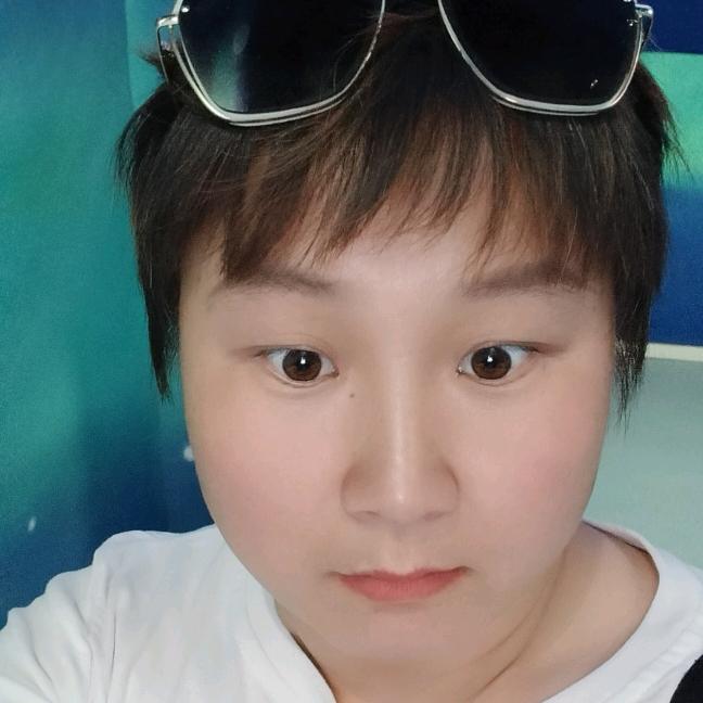 贪吃的小猪