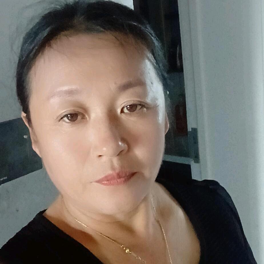 对你微笑纯属礼貌