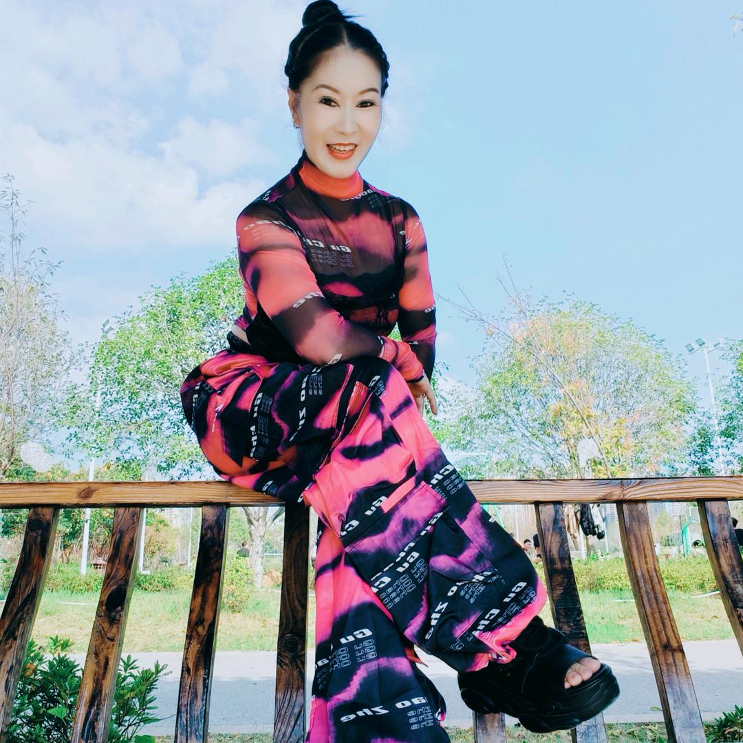 梅子💃爱跳舞