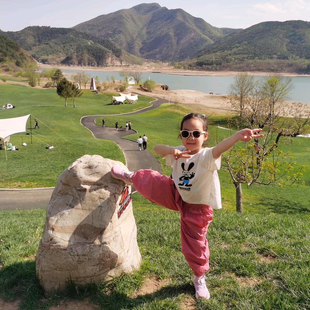 有低保的辉哥，名字一定要长不长不罢休