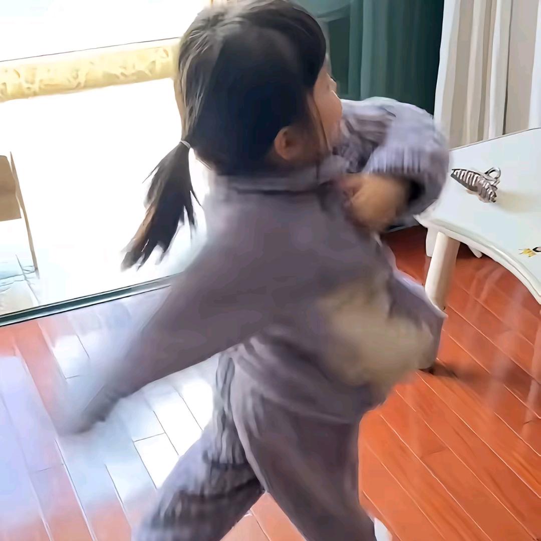 口水拉丝变成棉花糖（12.14生日版）