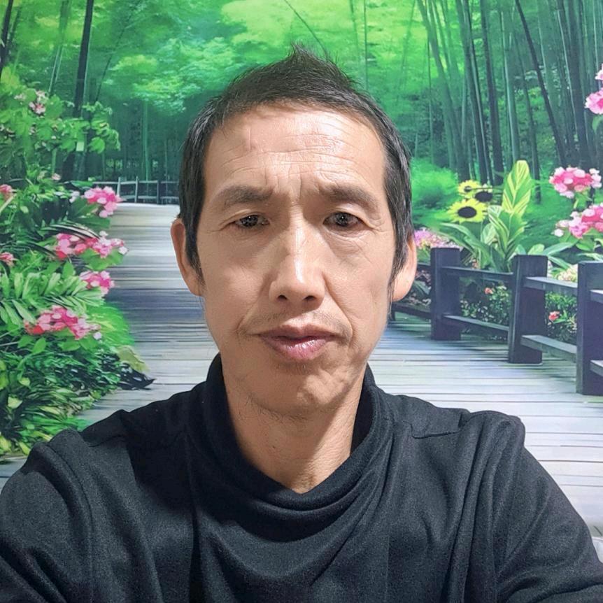 情哥晚上八点四十开播