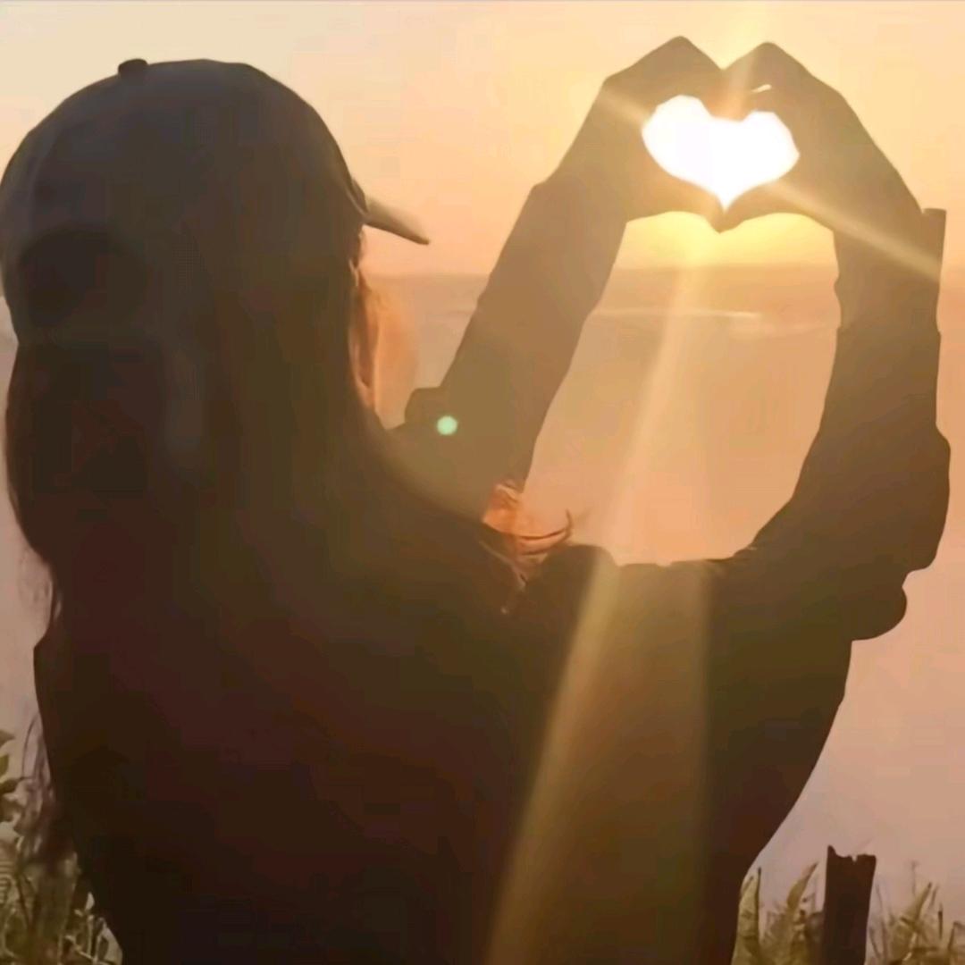 ꧔ꦿ້໌ᮨ: 浅笑ᨶ႒ᩚ不语ᵥ̶