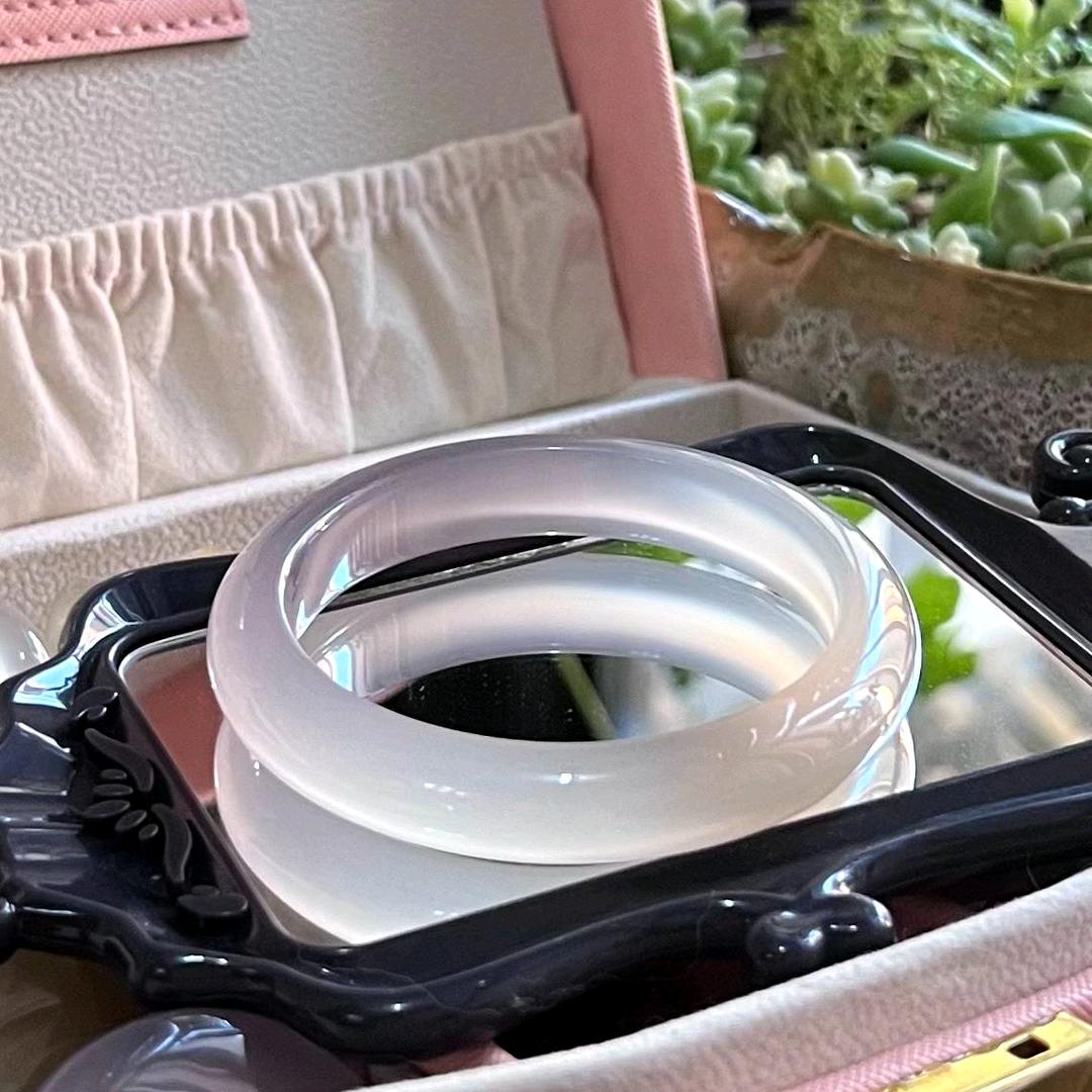 十月珠宝手镯定制