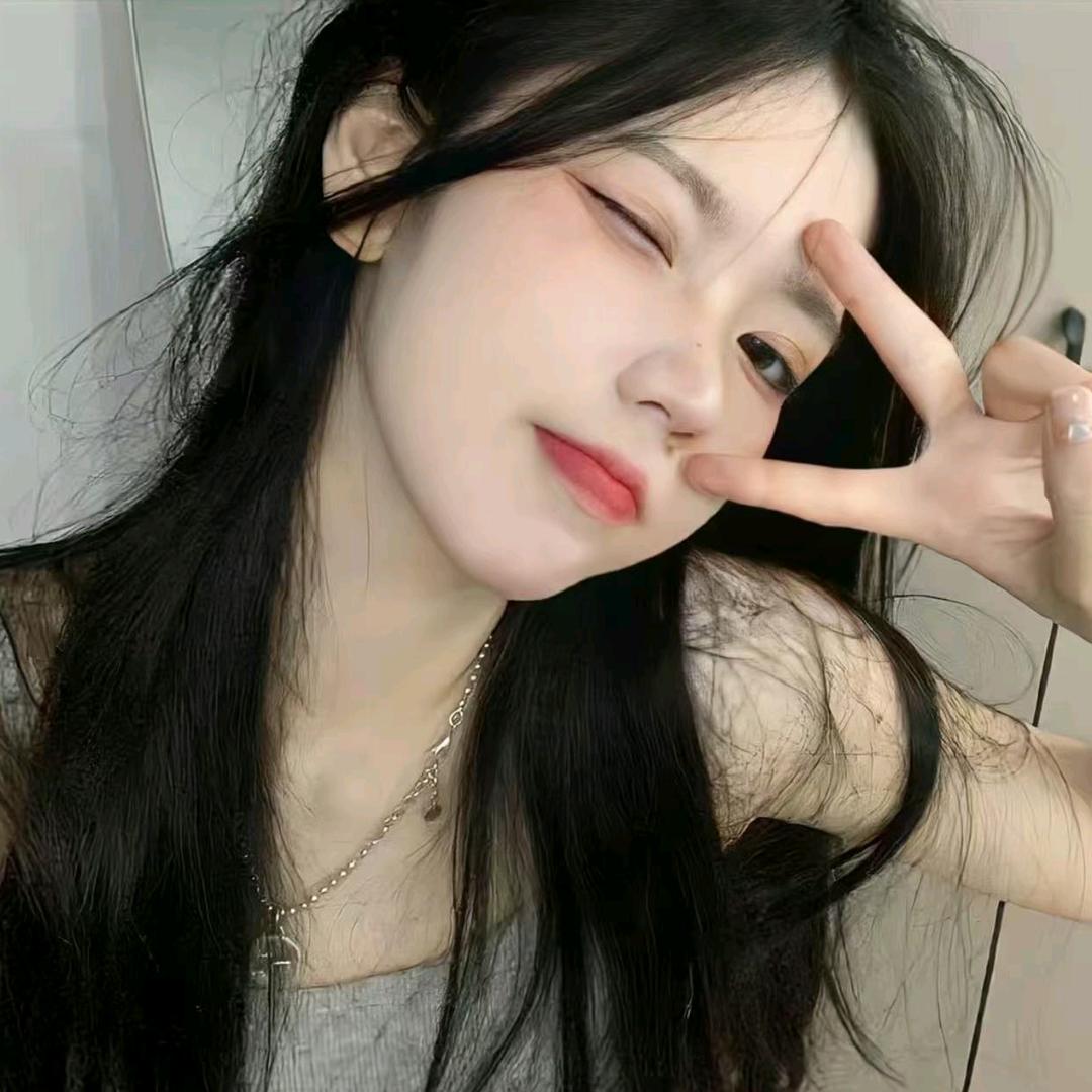 香香.