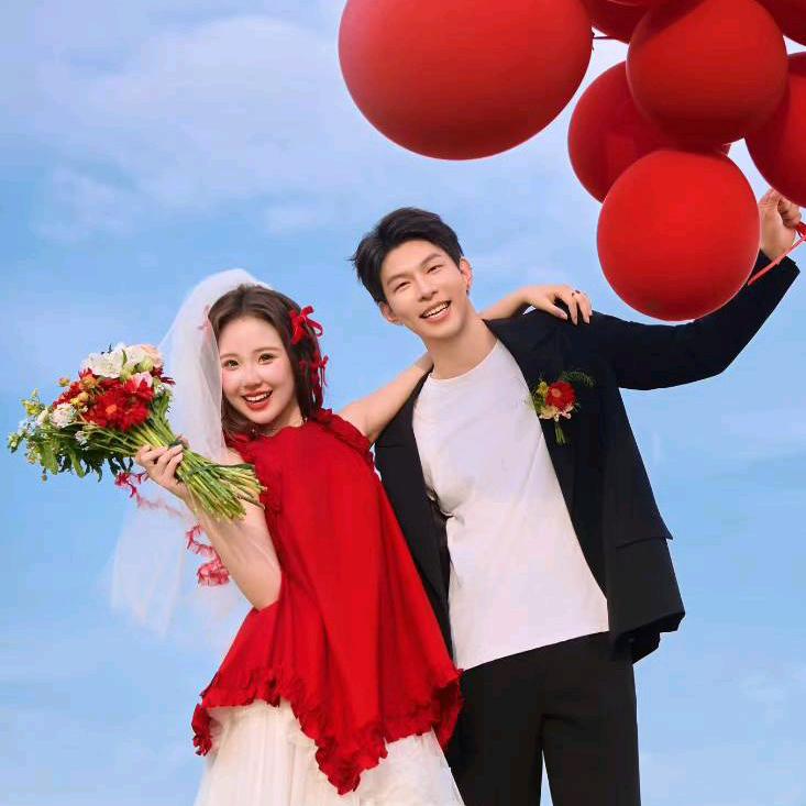 金色爱堡婚纱摄影