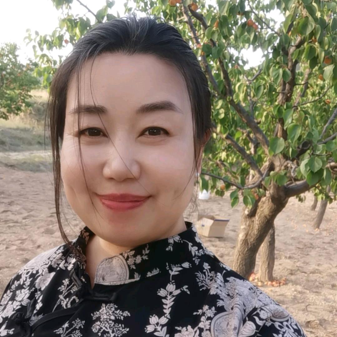 阎府云姐