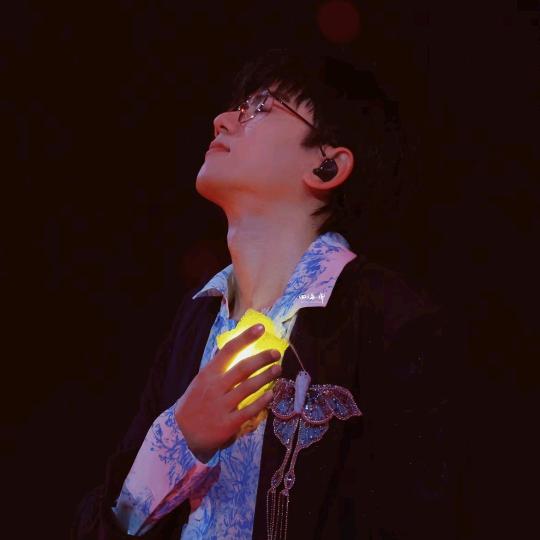 沅汽小年～ •᷄ʚ🌟ɞ•᷅