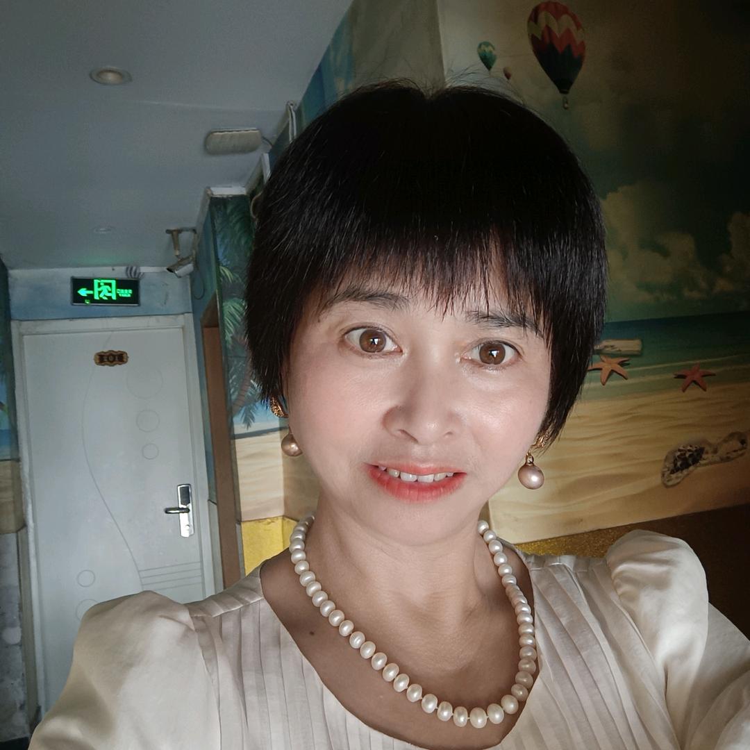 彭姐777播是直播伴侣。