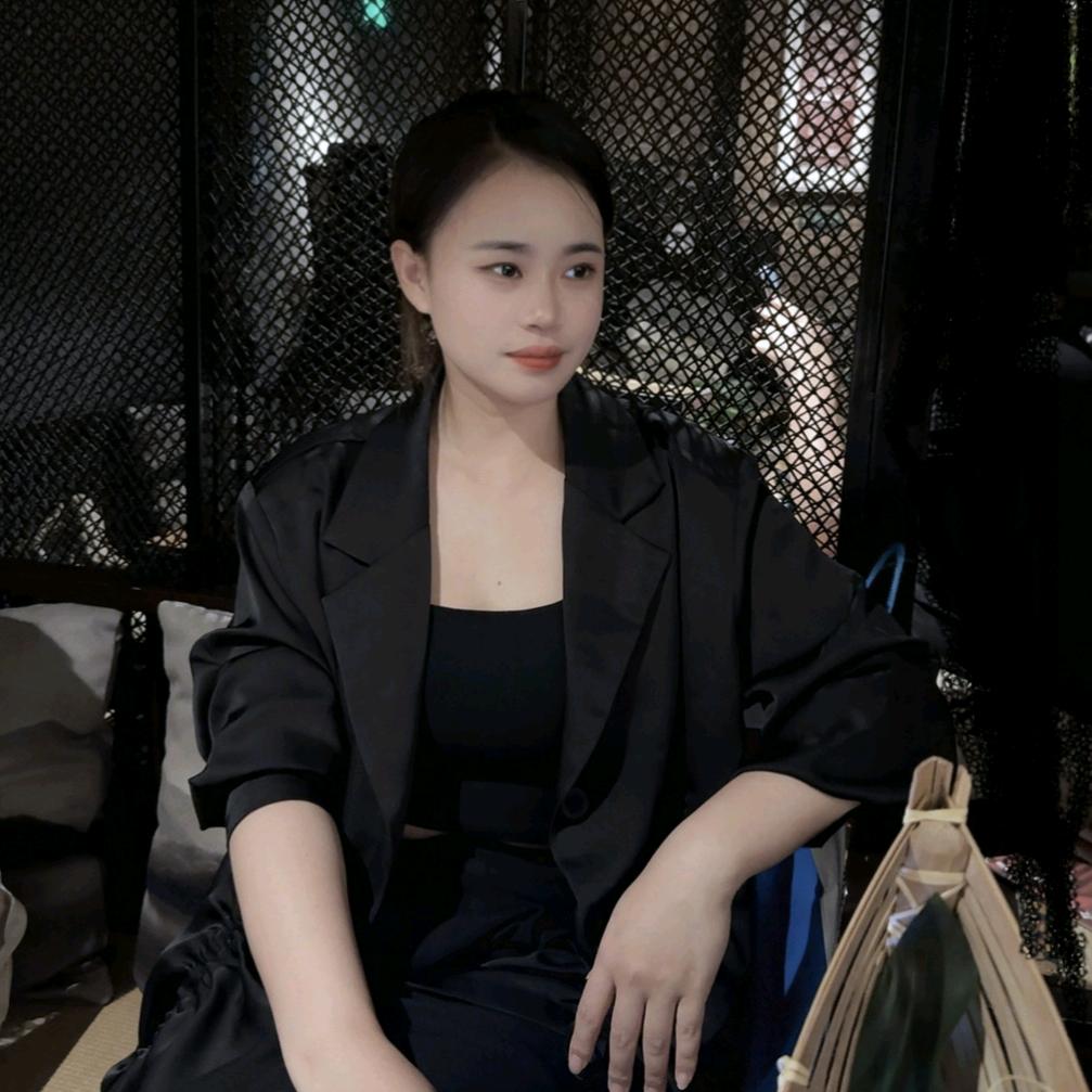 J&S广州绝色服饰罗晓翠