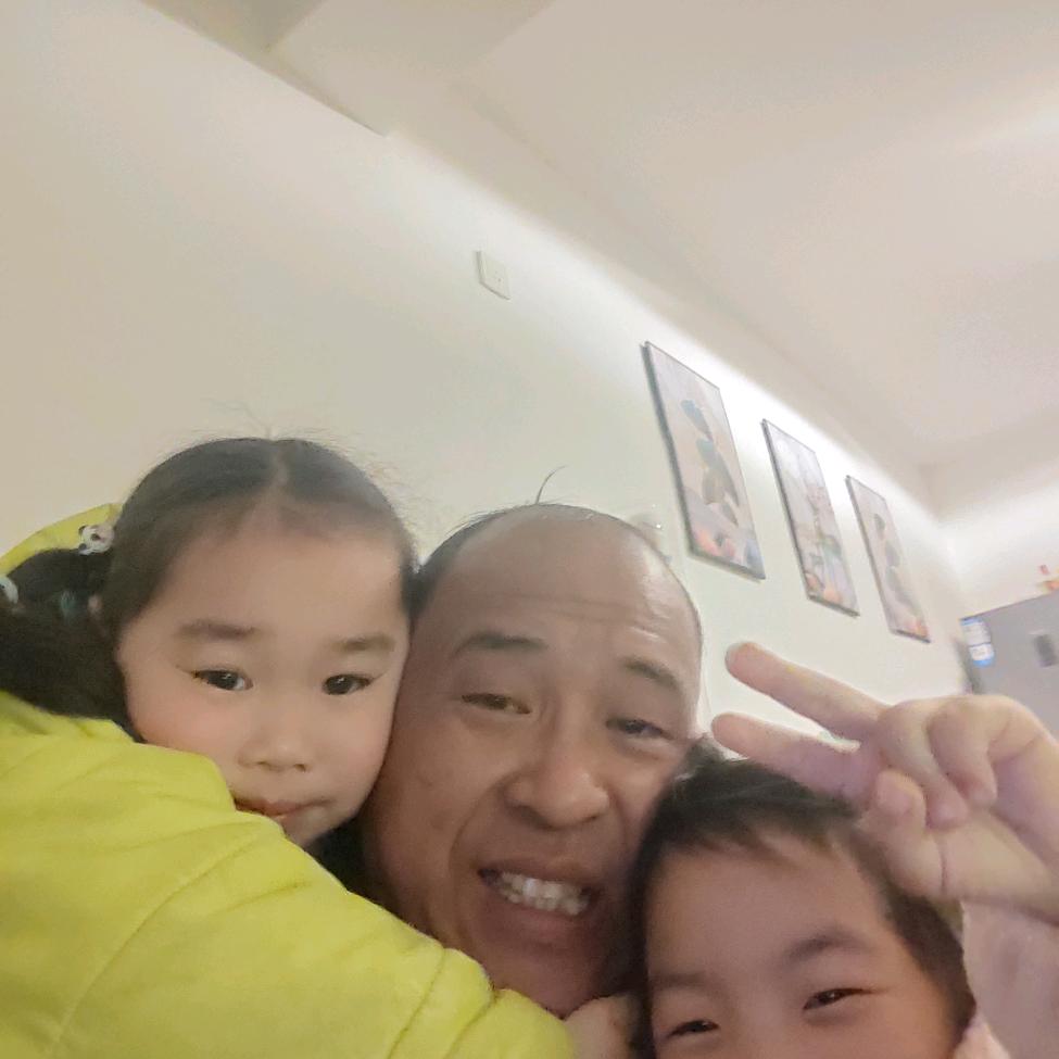 xinxinyeye8176