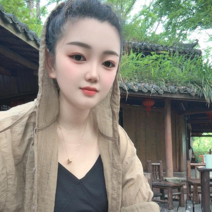 ZFY小眼睛