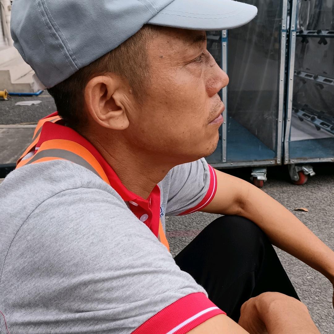 老刘顺其自然