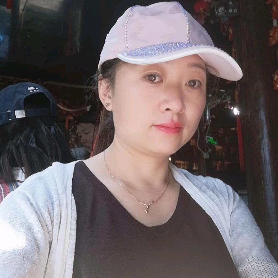 贺兰花花🌸饰界👉小叶子