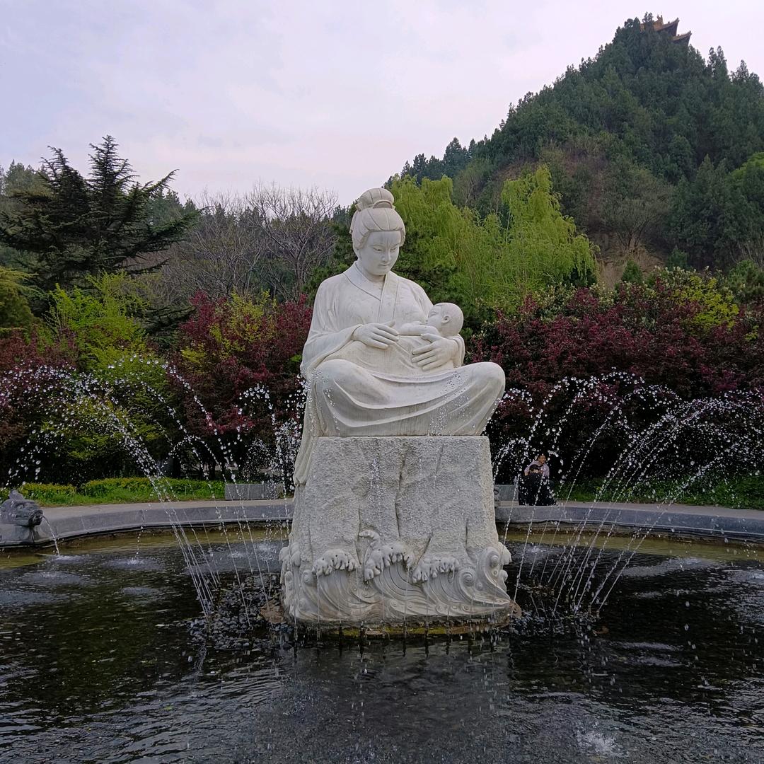 淳游俊行览胜景