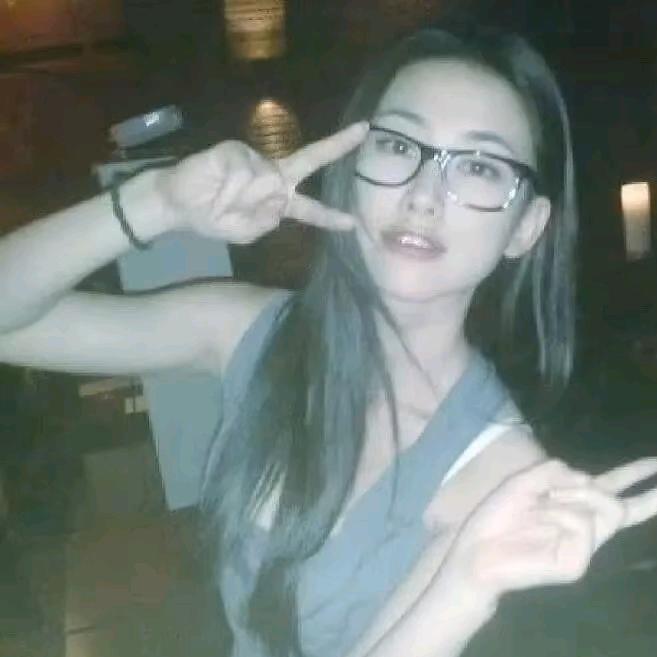小Y