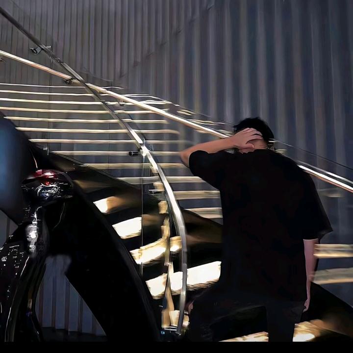 《ﾟ》