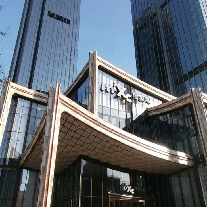 潮牌折扣（万象店）