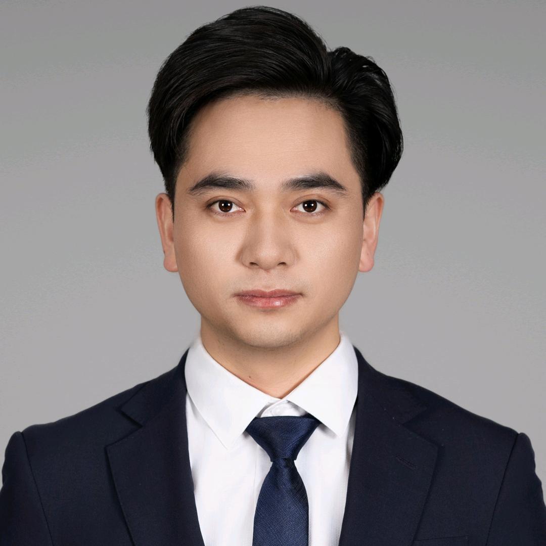 工程律师苗雷
