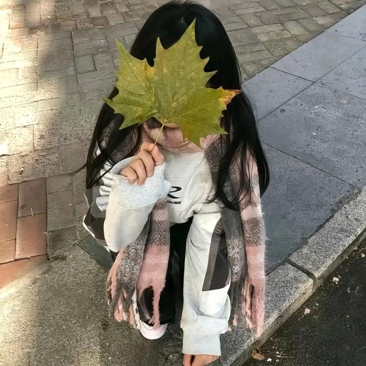 林芊妤.