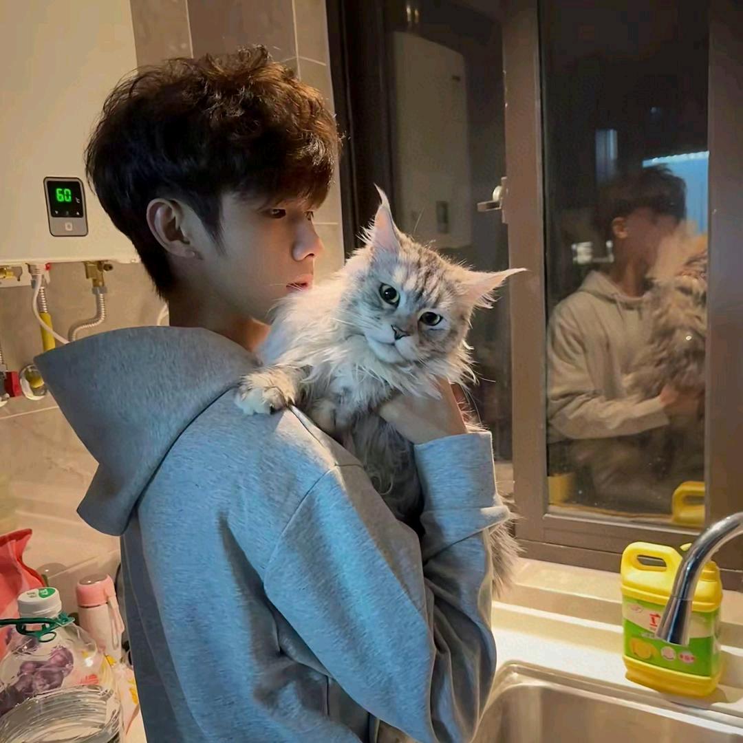 L^