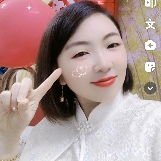 菲菲 🌷