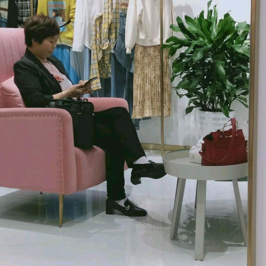 冷龙婵