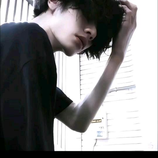 他们都叫我飞机头