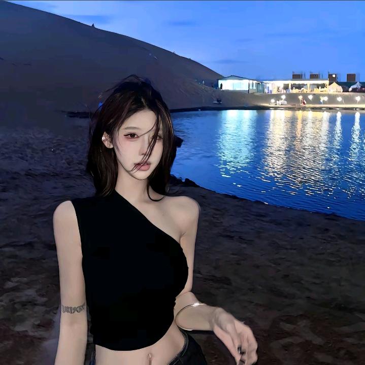 沈卿君