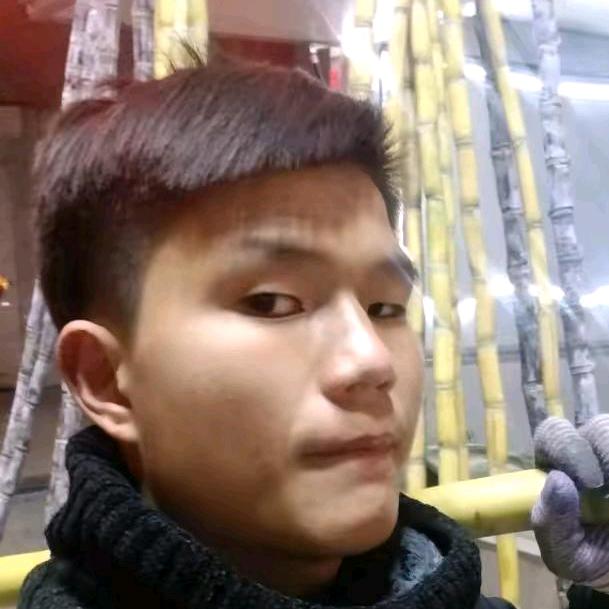 18岁卖甘蔗的小男孩(小鹏)