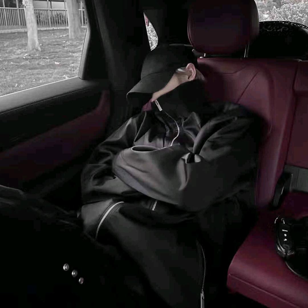 对方正在输入🤫