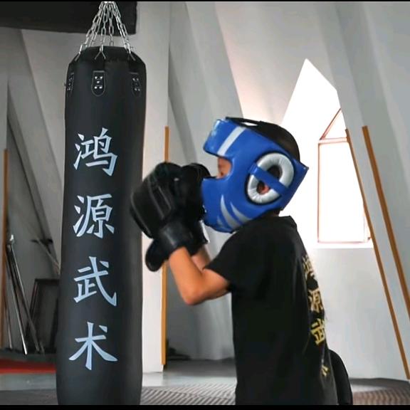 鸿源武术—龙龙教练