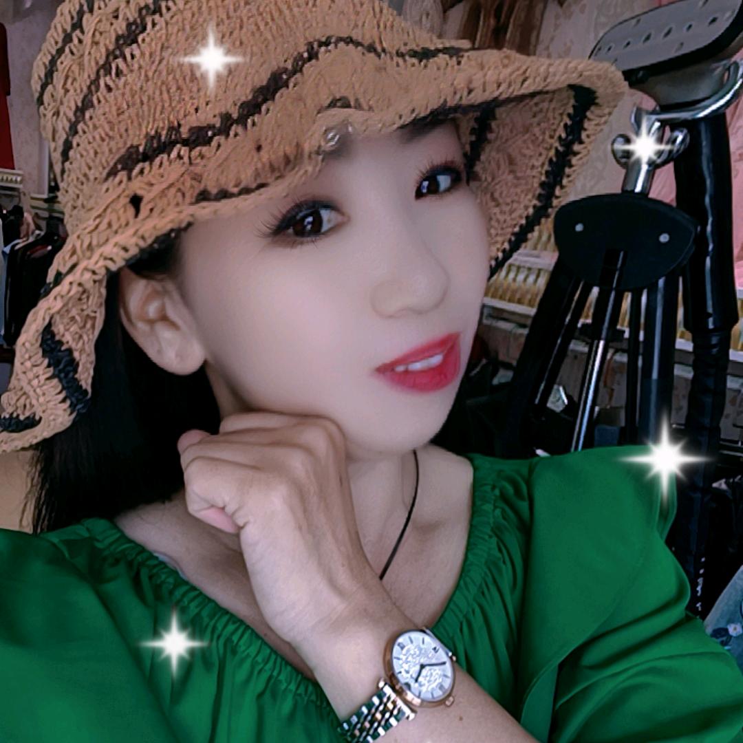 石河子148团曼卡品牌女装连锁店汐宝奶奶